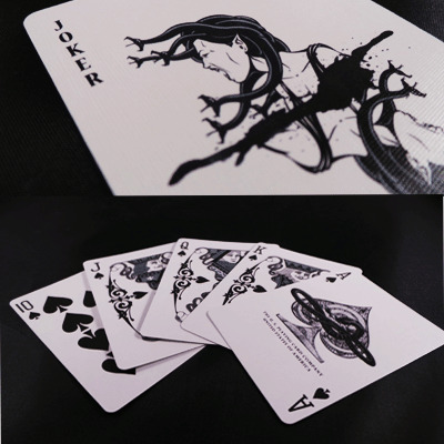 Venom Strike Deck by US Playing Cards